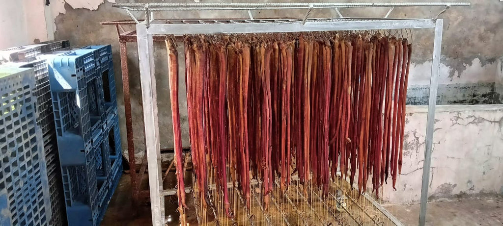 Dry pizzle (Pet food)